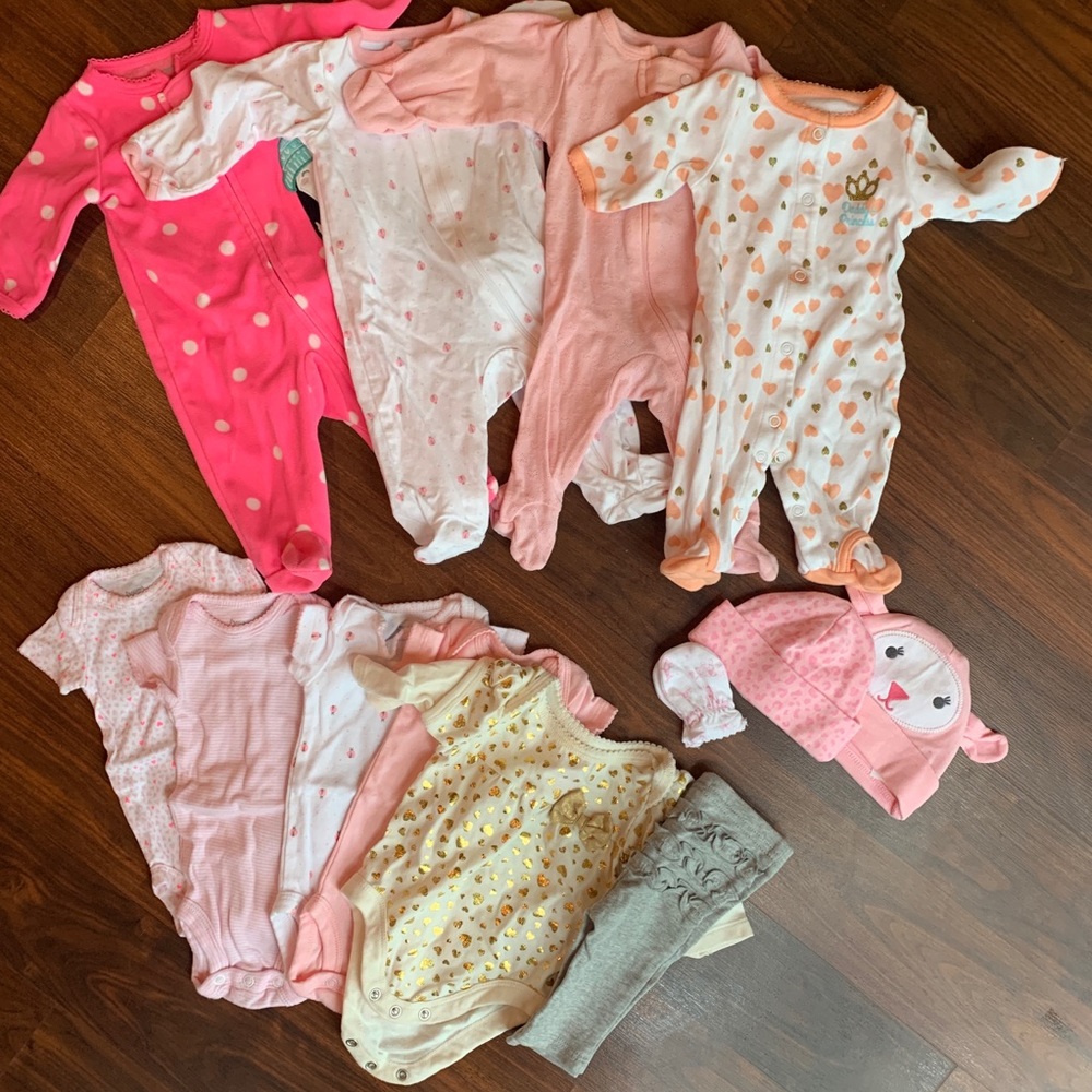 Newborn bundle sleepers onesie hats mittens